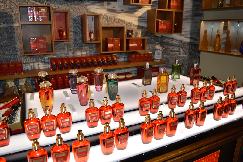 Museum Collection (�����������)