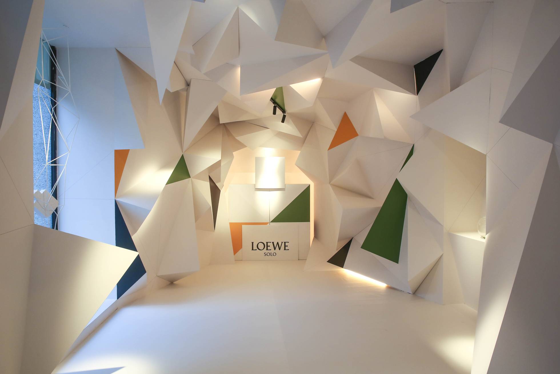 Loewe solo Origami