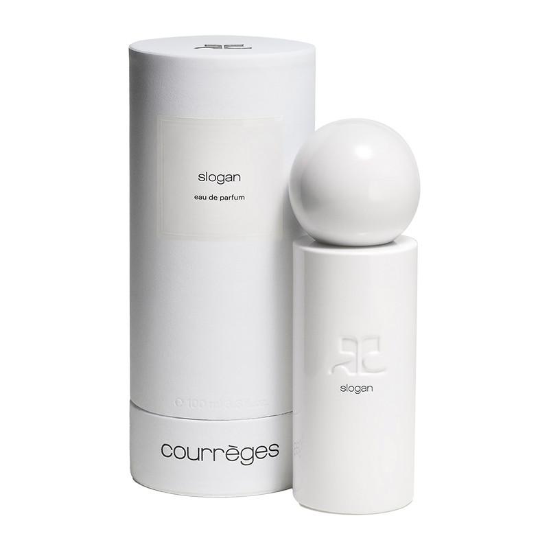 Courreges Slogan