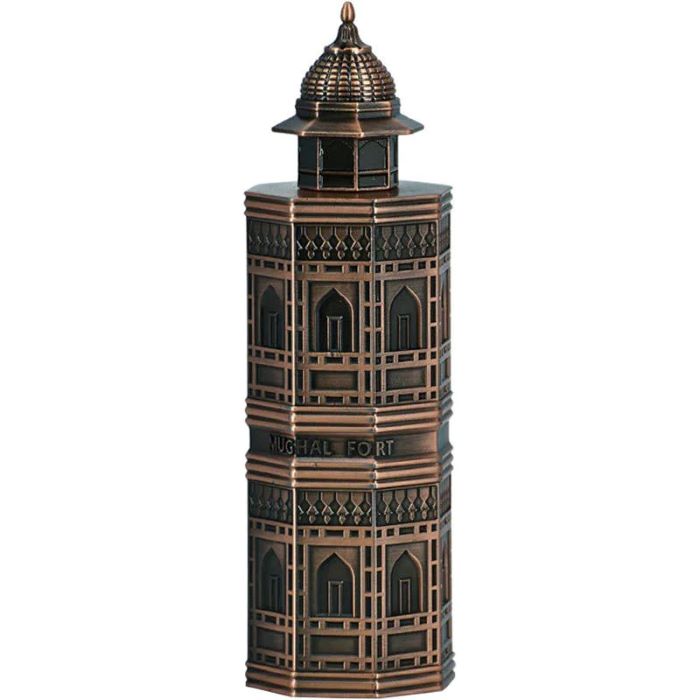 Niche Emarati Mughal Fort